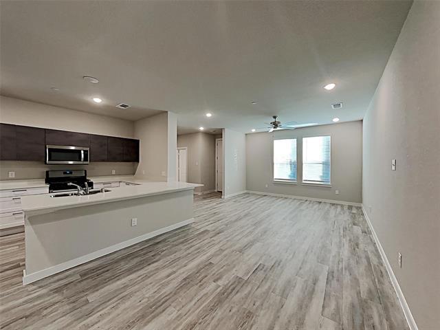 Building Photo - 1312 Creekbank Dr