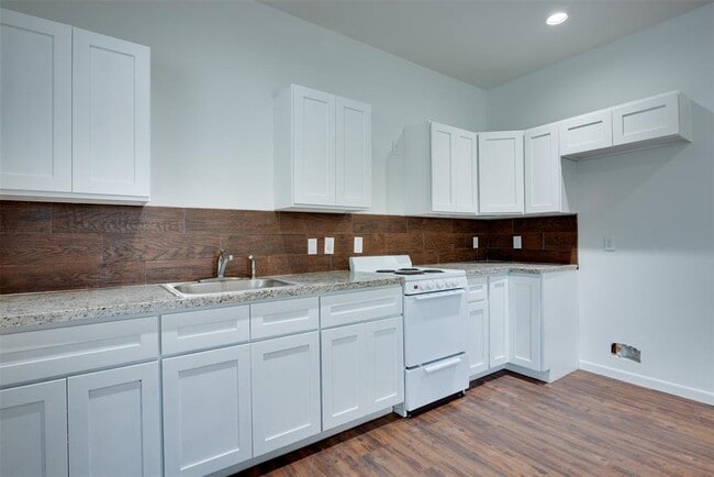 Building Photo - 1413 Egypt St