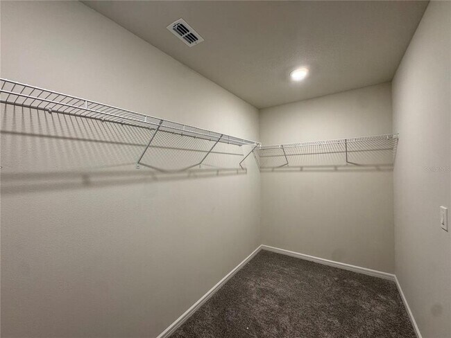 Building Photo - 2102 Charming Ave