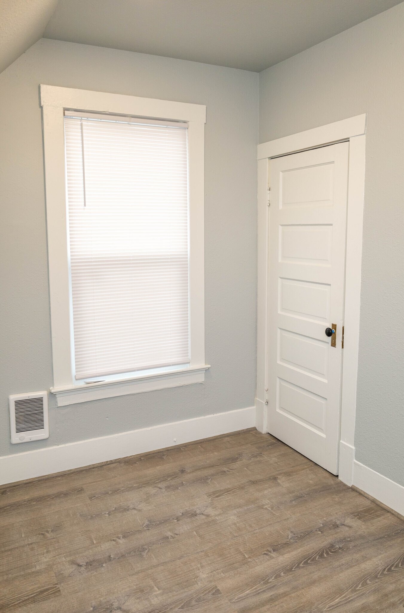 Building Photo - 2402 Rucker Ave