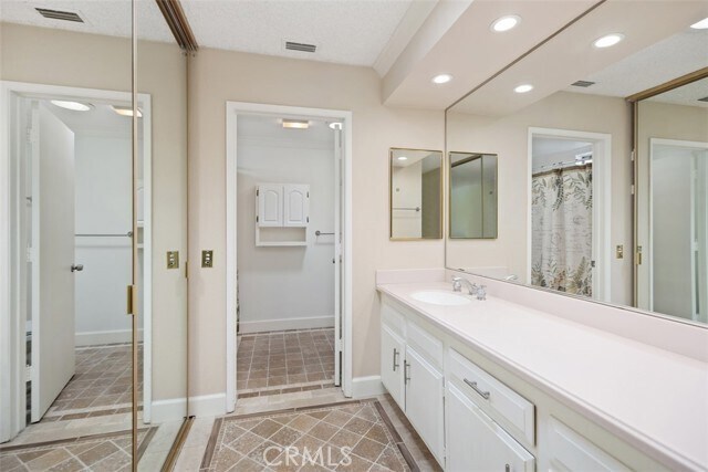 Building Photo - 2381 Via Mariposa W