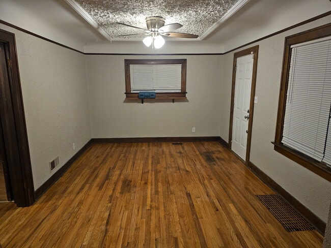 Building Photo - 4411 Red Arrow Rd