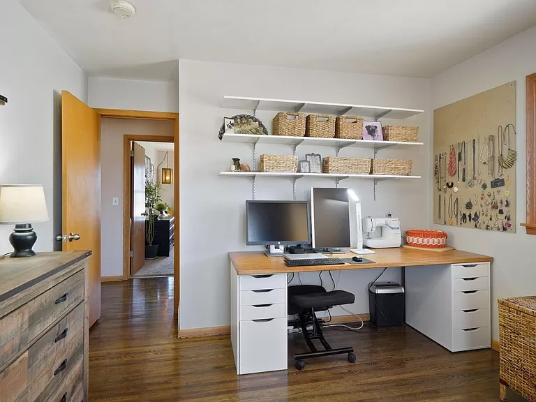 Building Photo - 5536 S 28th Ave