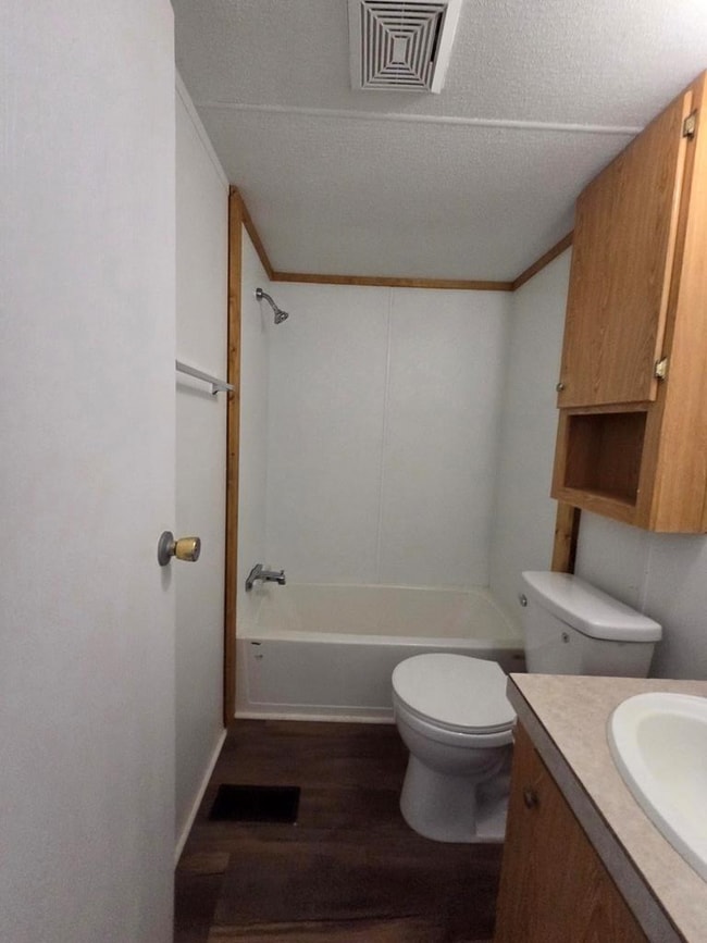 Building Photo - 167 Beaumont St