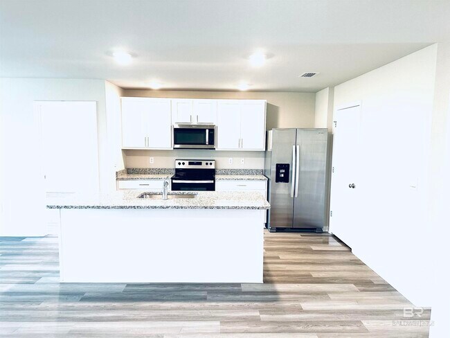 Building Photo - 394 Preston Wy