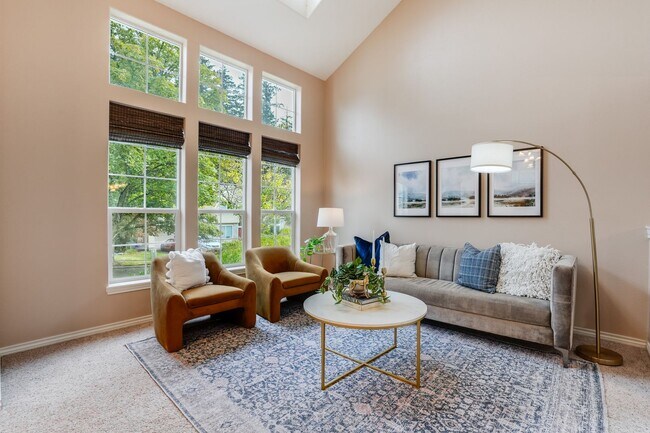Building Photo - Beautiful 4 Bed, 3 Bath Rental Home in Bea...