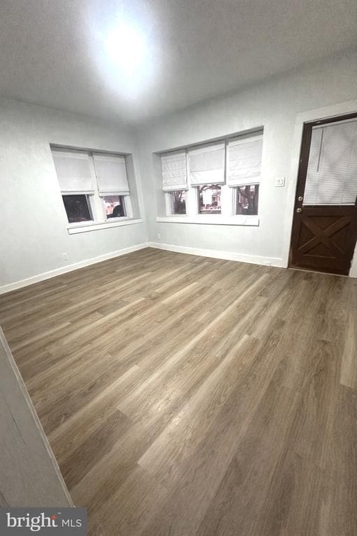 Building Photo - 1005 Stanbridge St