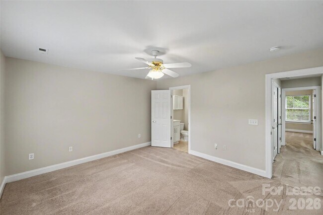Building Photo - 2120 Sardony Ln