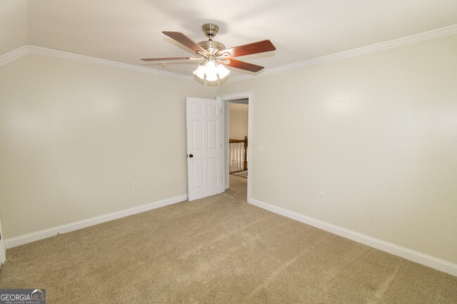 Building Photo - 906 Monarch Cir
