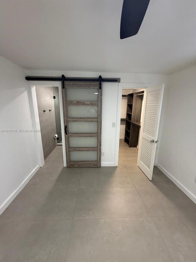 Building Photo - 6891 Scott St