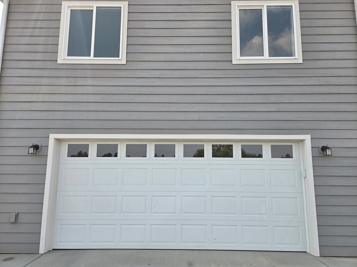 2-Car Garage - 1408 Edington Ave