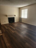Building Photo - 696 S 72nd Ave