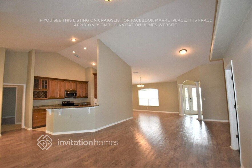Building Photo - 4411 Abaco Dr