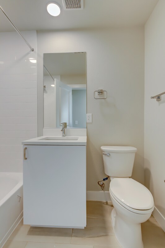 Building Photo - 1908 Hooker St