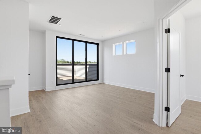 Building Photo - 5518 Topaz Ln