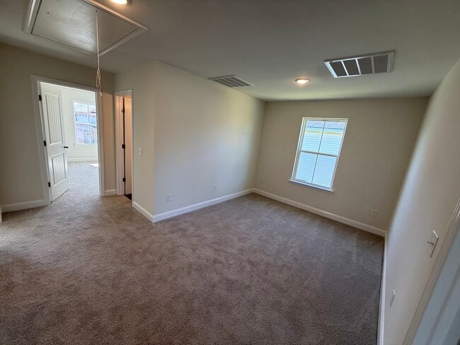 Building Photo - 152 boundary hall way