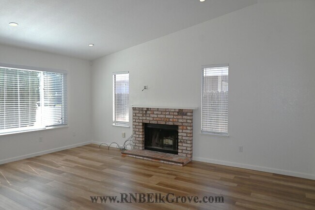 Building Photo - 23 Farallon Cir