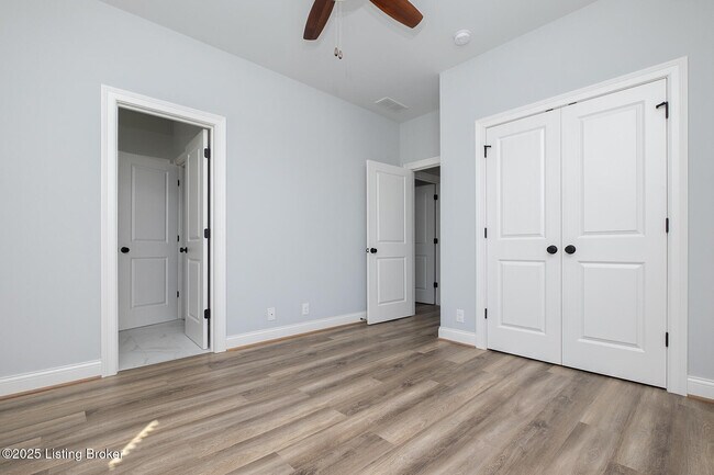 Building Photo - 6431 Passionflower Dr