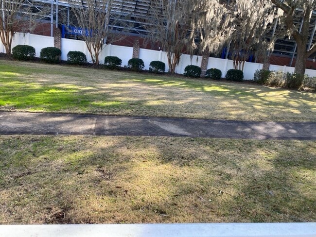 Building Photo - 502 Bradwell St