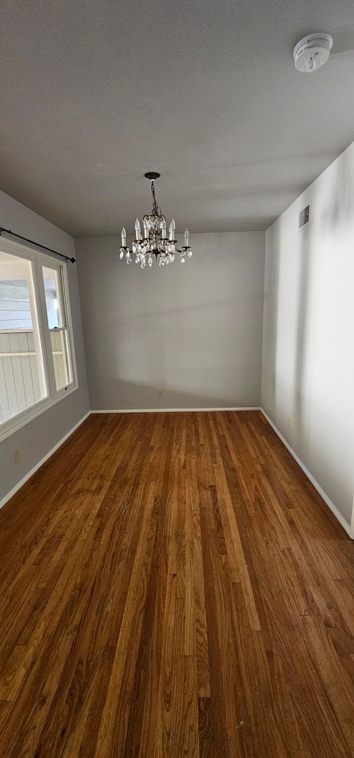 Building Photo - 3 bedroom Riverside home