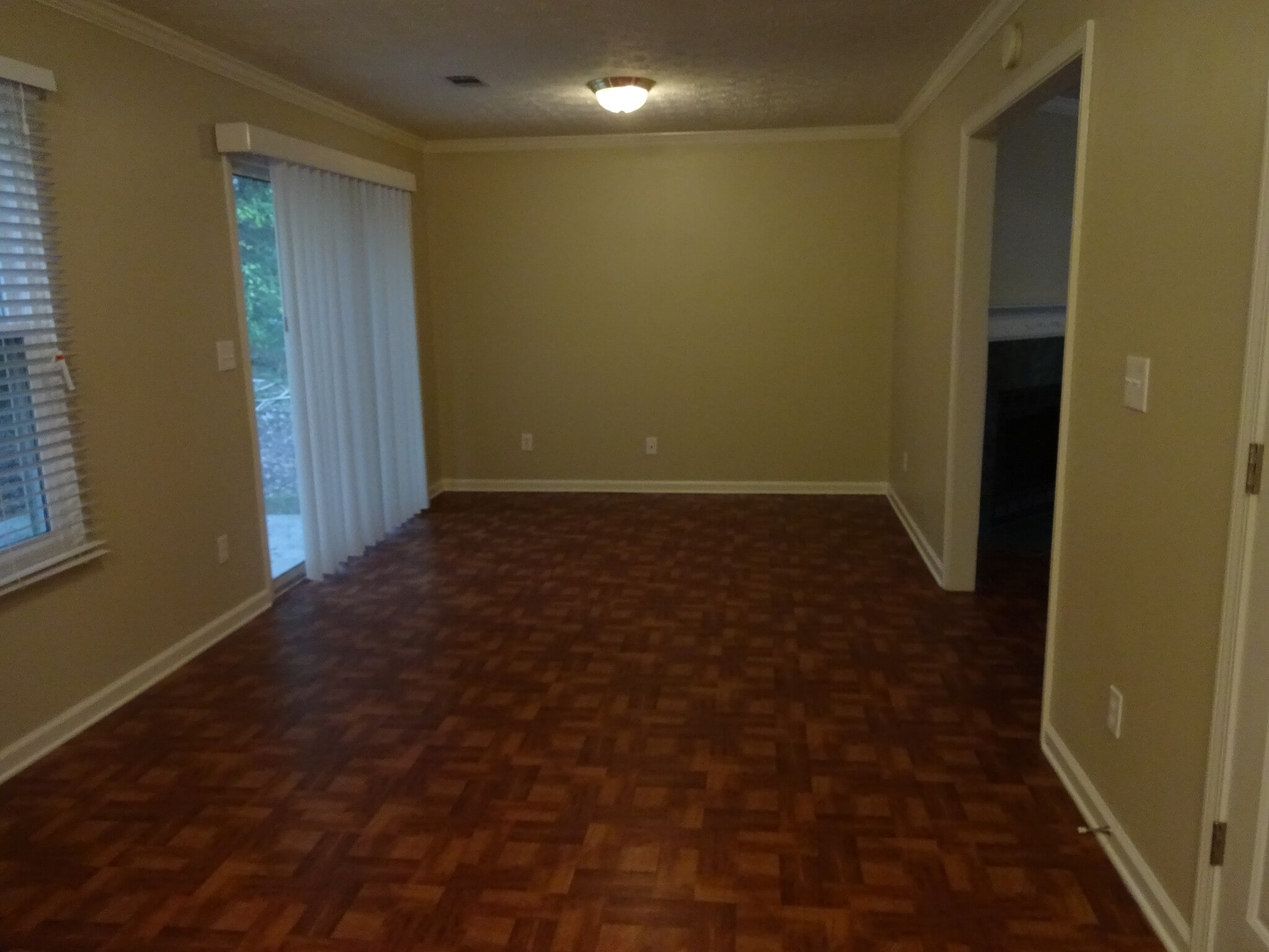 Building Photo - 3002 Sentinel Cir