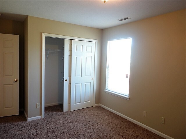 Building Photo - 7910 Palmaro Cir