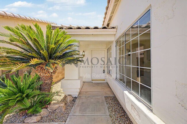 Building Photo - 1271 W Gail Dr