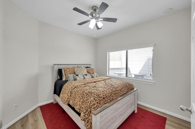 Building Photo - 29705 Meridian Hill Dr