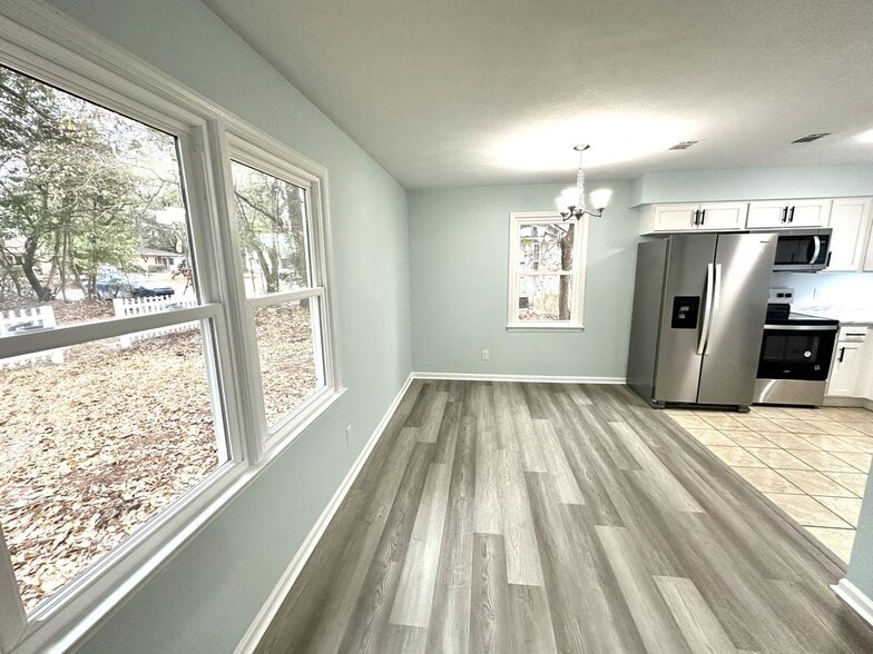 Building Photo - 4220 Mica Ave