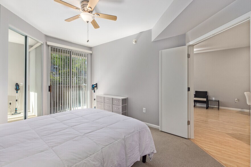 Bedroom - 3633 N 3rd Ave