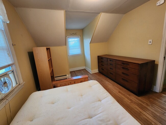 Building Photo - 203 Consaul Rd