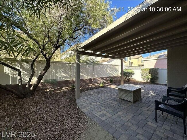 Building Photo - WONDERFUL 2-STORY HOME IN THE SW!