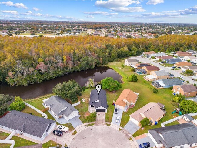 Building Photo - 2413 Sonja Ct