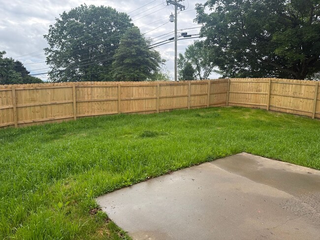 Building Photo - Great location! 3 bedroom Home in Farragut