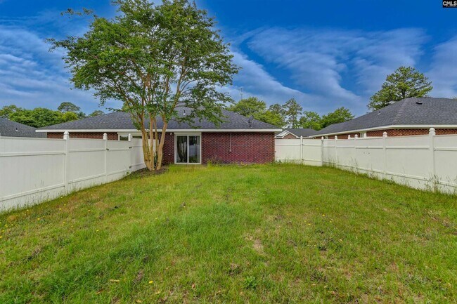 Building Photo - 107 Hutto Hill