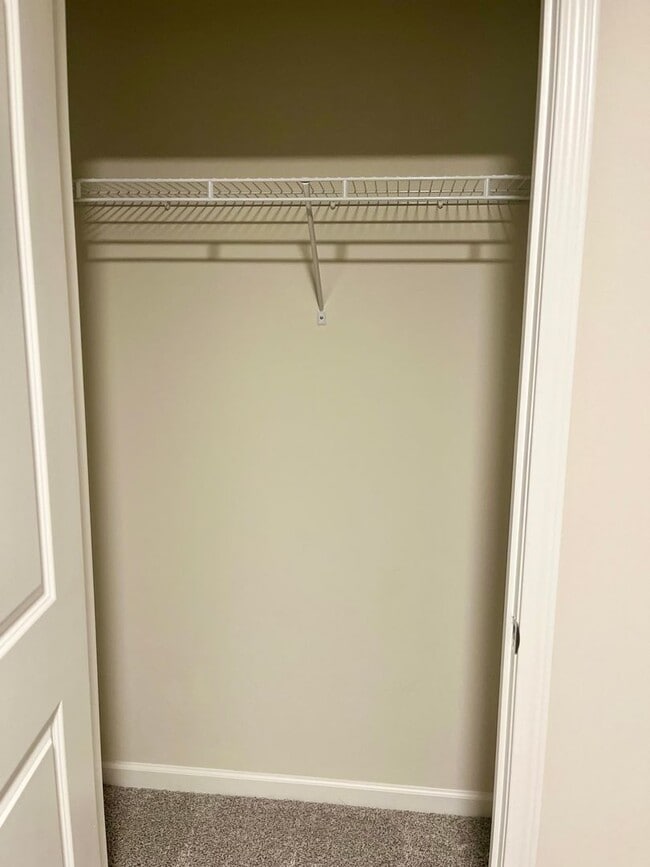 Building Photo - Newer Construction Home!