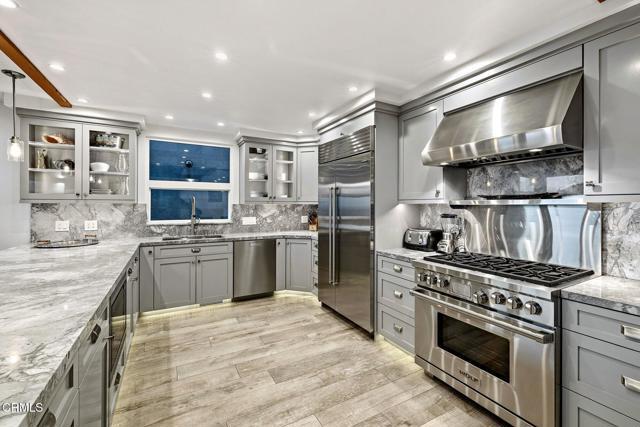 Building Photo - 3373 Ocean Dr