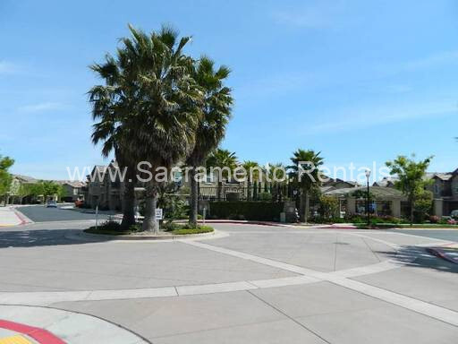 Building Photo - Very Nice North Natomas 2bd/2ba Condo with...