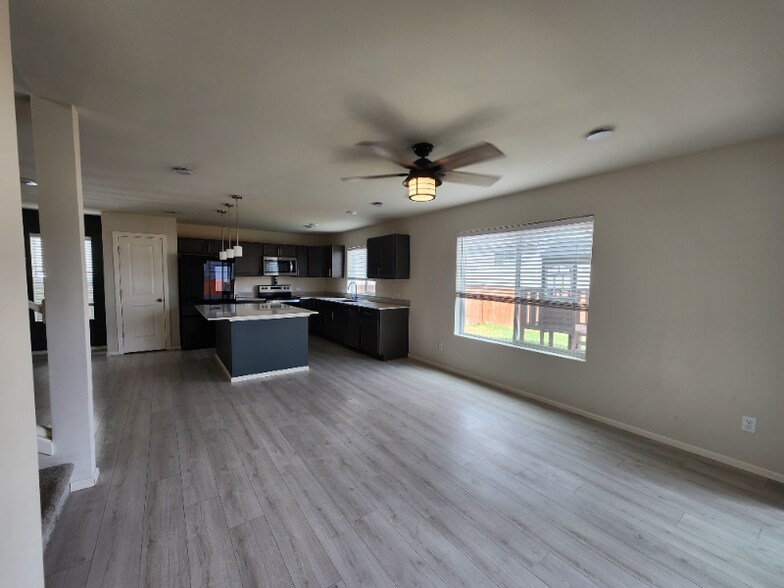 Building Photo - 15028 Iverson Lp SE