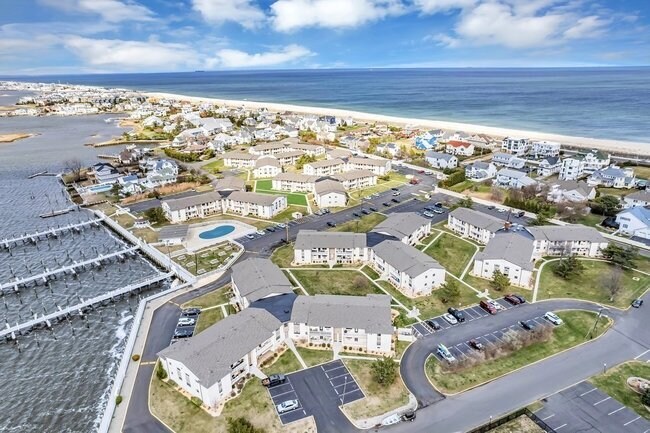 Building Photo - 113 Wharfside Dr