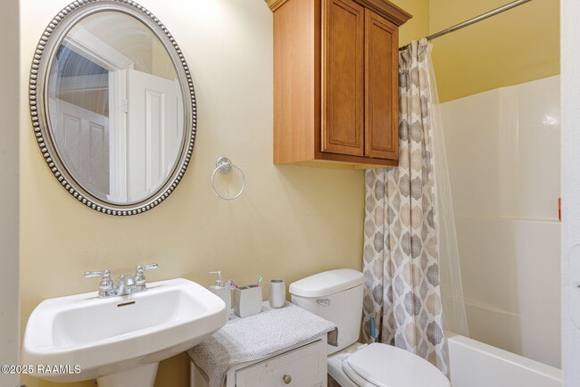 Building Photo - 111 Meagans Way Dr