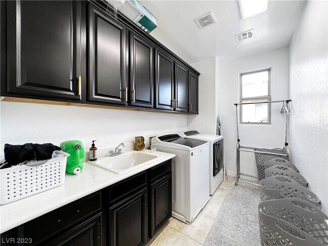 Building Photo - 668 Italian Roast Ct