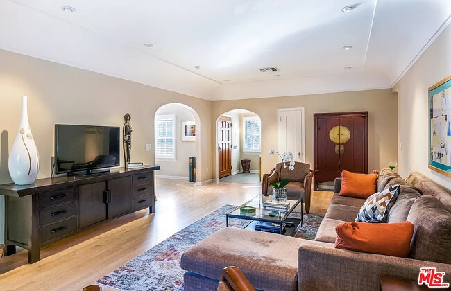 Building Photo - 2515 Euclid St