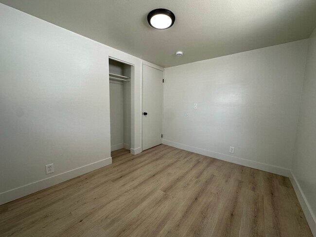Building Photo - 3440 S 200 E