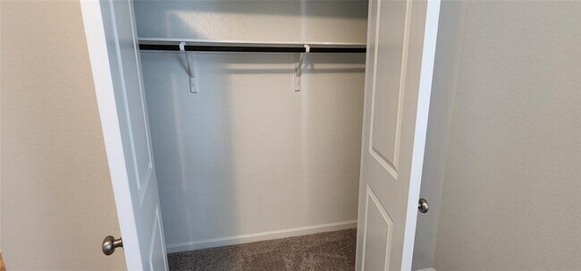 Building Photo - 505 Los Olives Ln