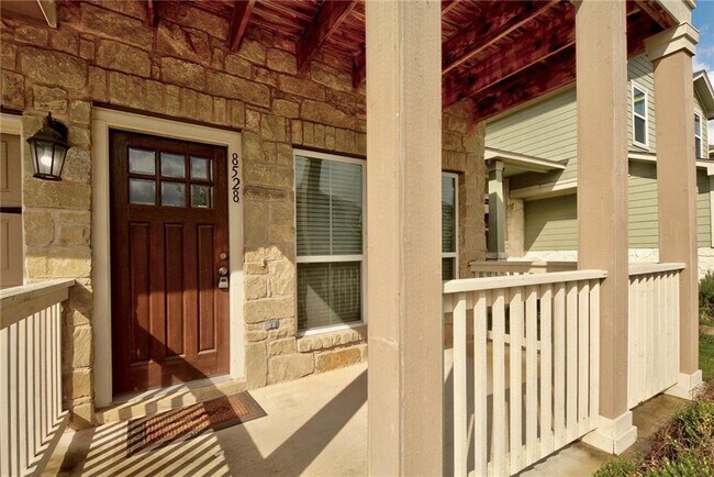 Building Photo - 8528 White Ibis Dr