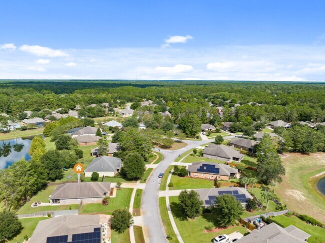 Building Photo - 526 Camellia Ct