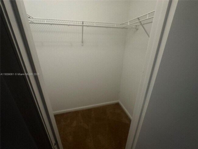 Building Photo - 1125 Crystal Way