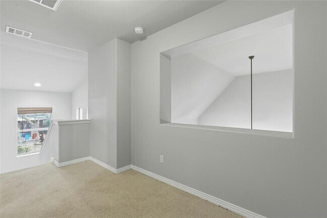 Building Photo - 8917 Old Lampasas Trail