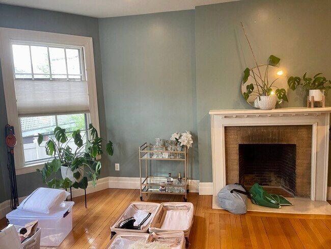 Building Photo - 79 Aspinwall Ave